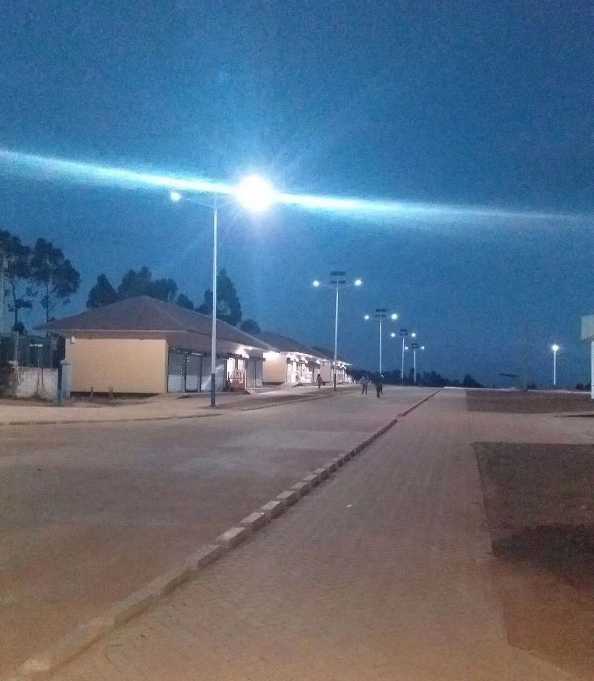 礼泉县非洲科特迪瓦太阳能路灯工程